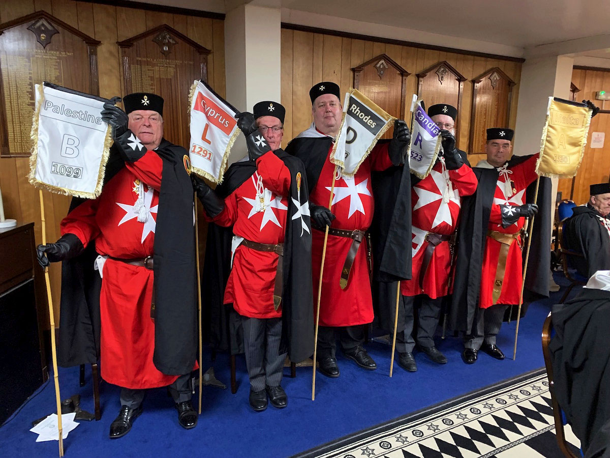 Banner Guard left column
